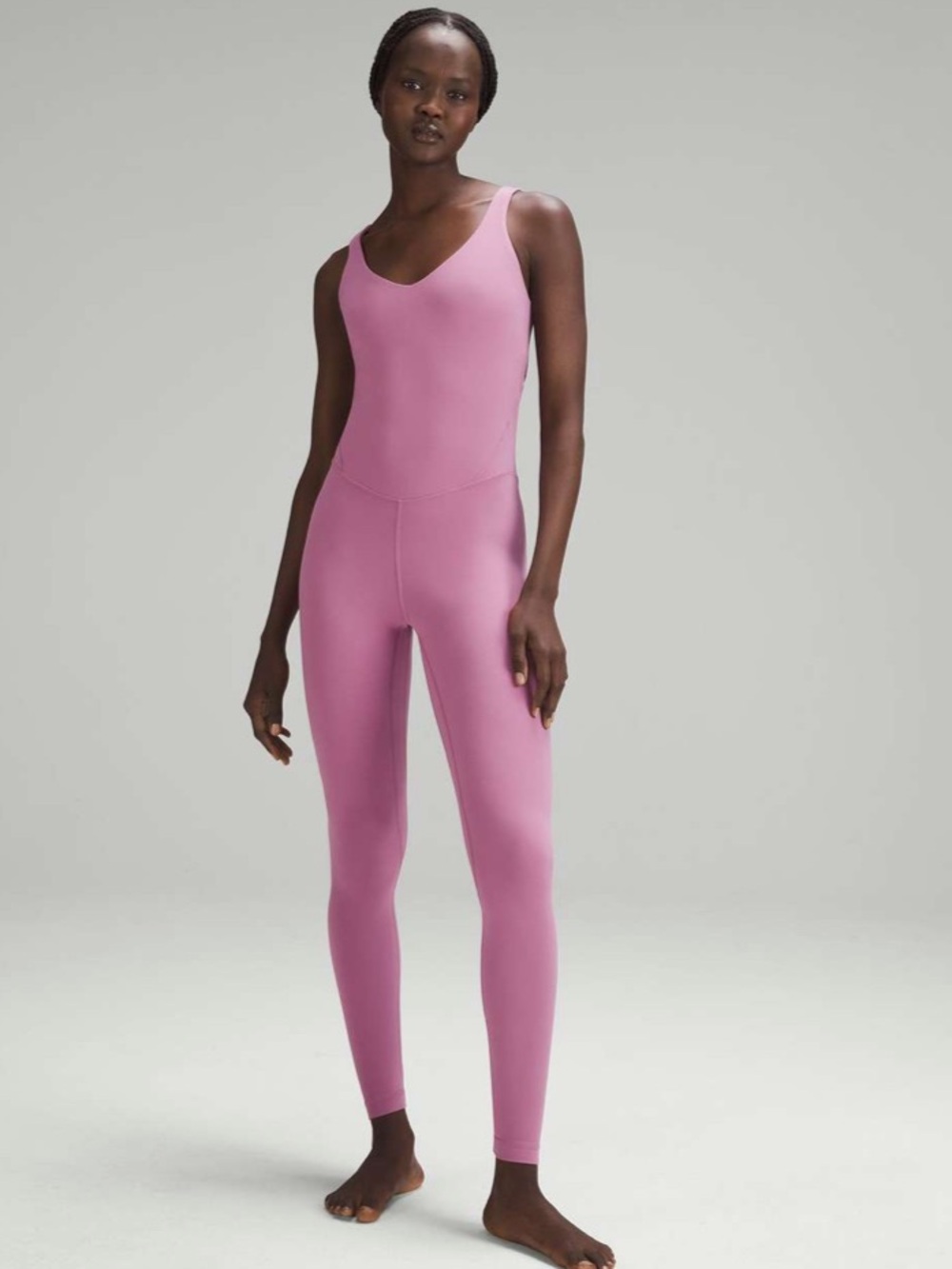 Lululemon Align Bodysuit 28"
Velvet Dust size 4 NWOT